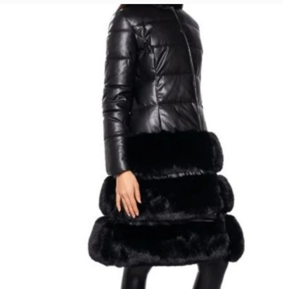 AKIRA Jackets & Blazers - AKIRA Black Puffer Jacket with Faux Fur Accents